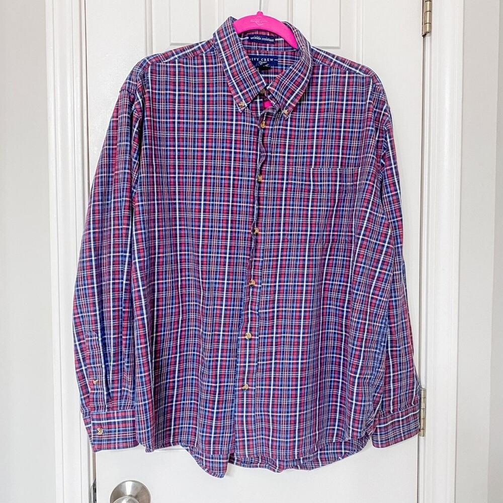 IVY CREW CLASSICS • Plaid Red + Blue Long Sleeve Button Down Shirt